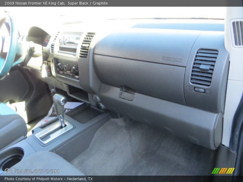 Super Black / Graphite 2009 Nissan Frontier XE King Cab
