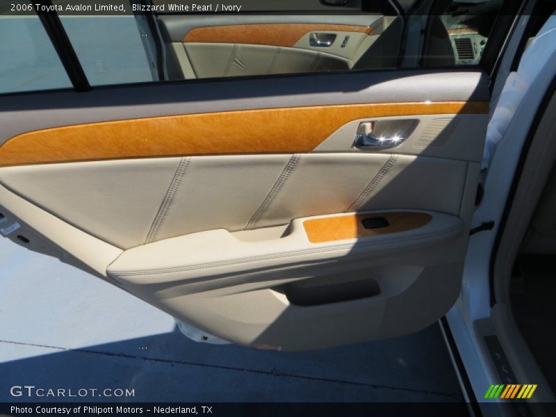 Blizzard White Pearl / Ivory 2006 Toyota Avalon Limited