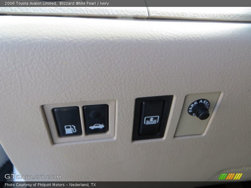 Blizzard White Pearl / Ivory 2006 Toyota Avalon Limited