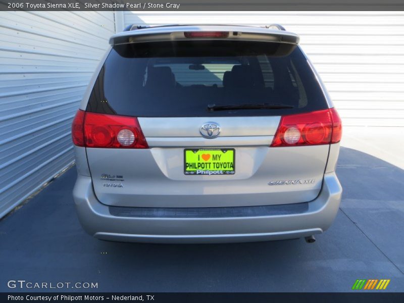 Silver Shadow Pearl / Stone Gray 2006 Toyota Sienna XLE