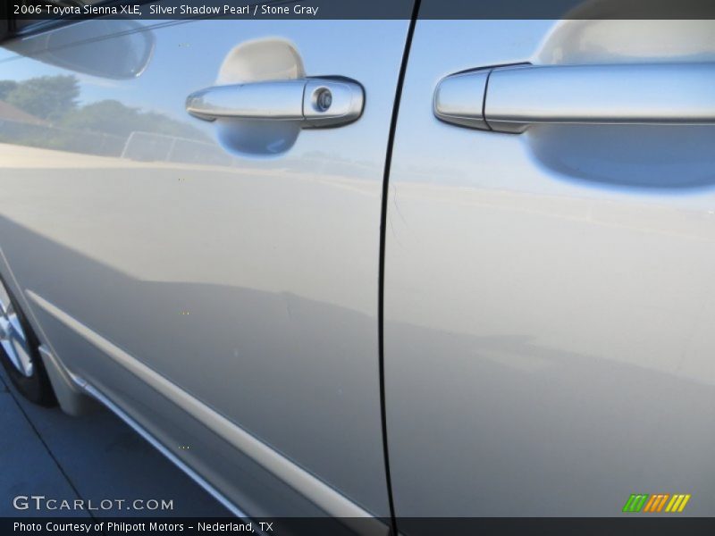 Silver Shadow Pearl / Stone Gray 2006 Toyota Sienna XLE