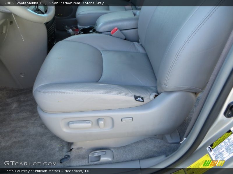 Silver Shadow Pearl / Stone Gray 2006 Toyota Sienna XLE