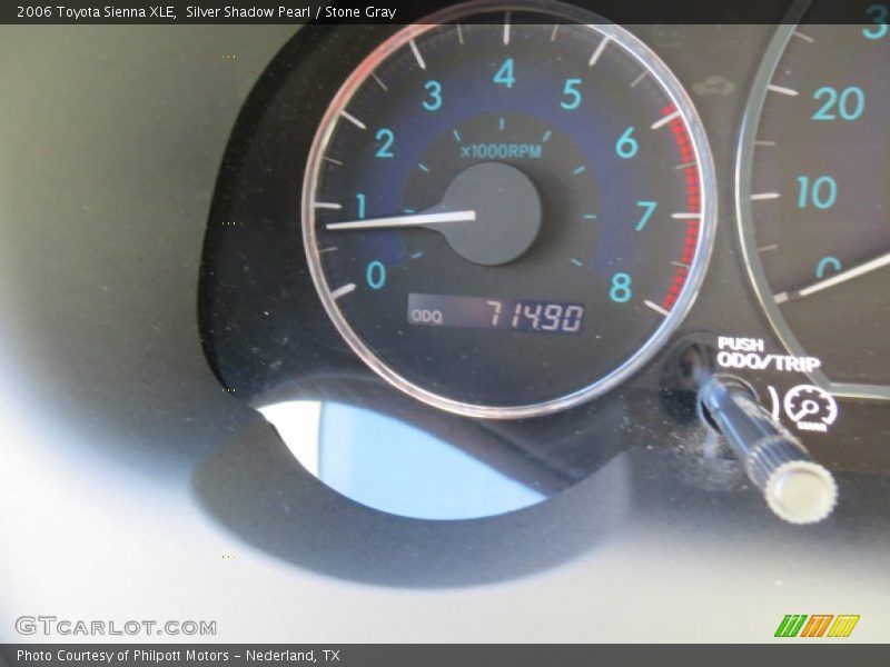Silver Shadow Pearl / Stone Gray 2006 Toyota Sienna XLE
