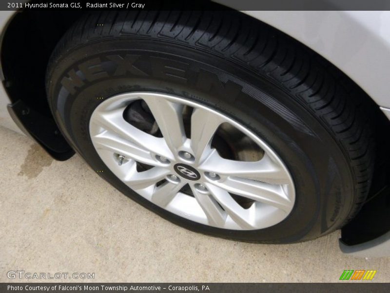 Radiant Silver / Gray 2011 Hyundai Sonata GLS