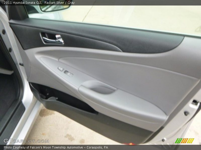Radiant Silver / Gray 2011 Hyundai Sonata GLS