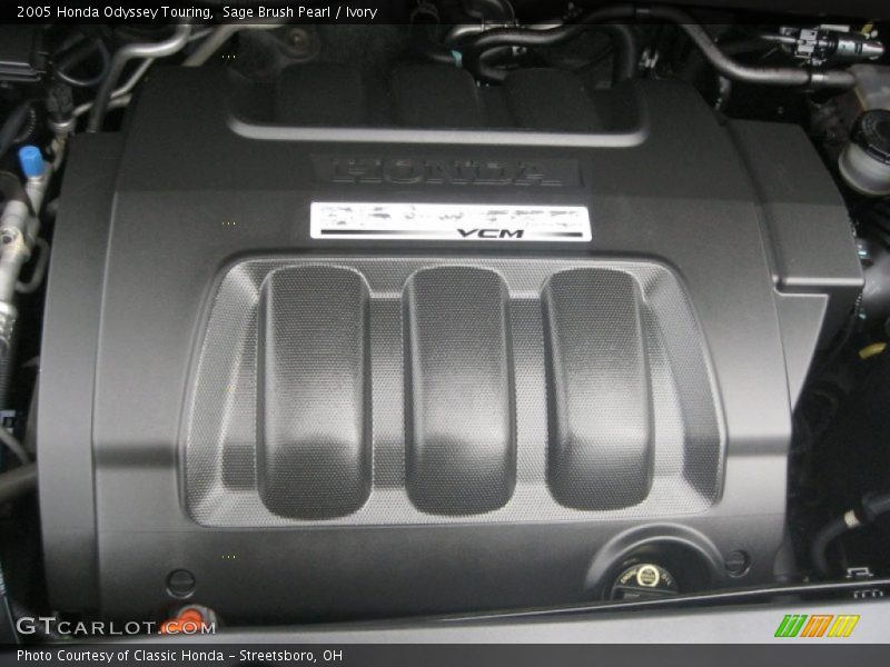 Sage Brush Pearl / Ivory 2005 Honda Odyssey Touring