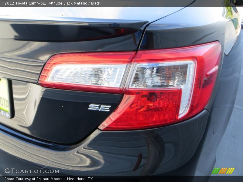 Attitude Black Metallic / Black 2012 Toyota Camry SE