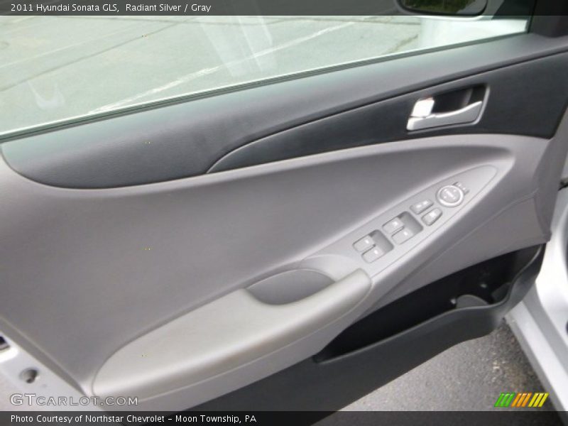Radiant Silver / Gray 2011 Hyundai Sonata GLS
