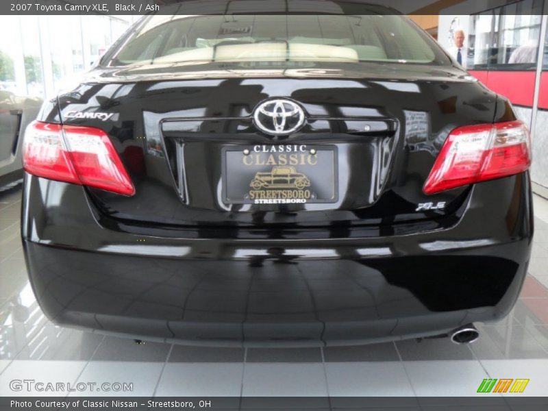 Black / Ash 2007 Toyota Camry XLE
