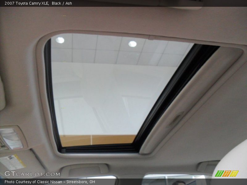 Black / Ash 2007 Toyota Camry XLE