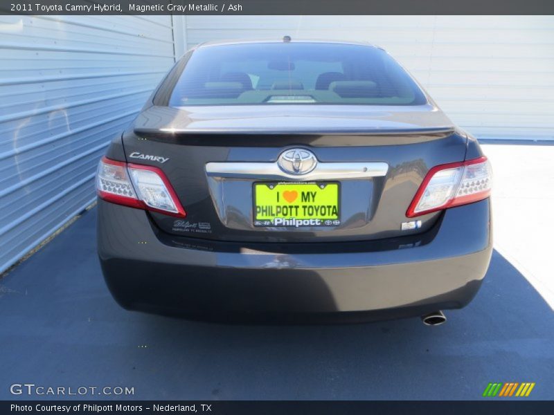 Magnetic Gray Metallic / Ash 2011 Toyota Camry Hybrid