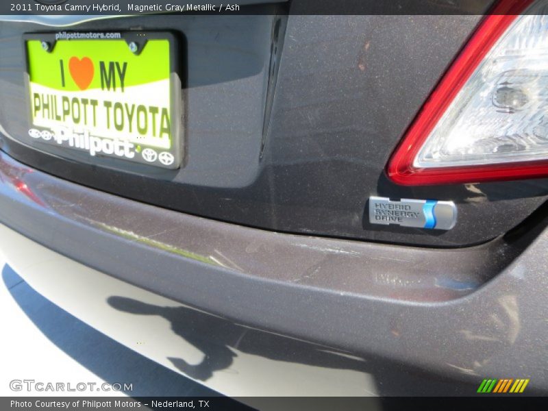 Magnetic Gray Metallic / Ash 2011 Toyota Camry Hybrid