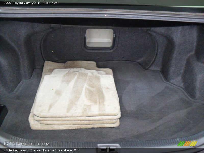 Black / Ash 2007 Toyota Camry XLE