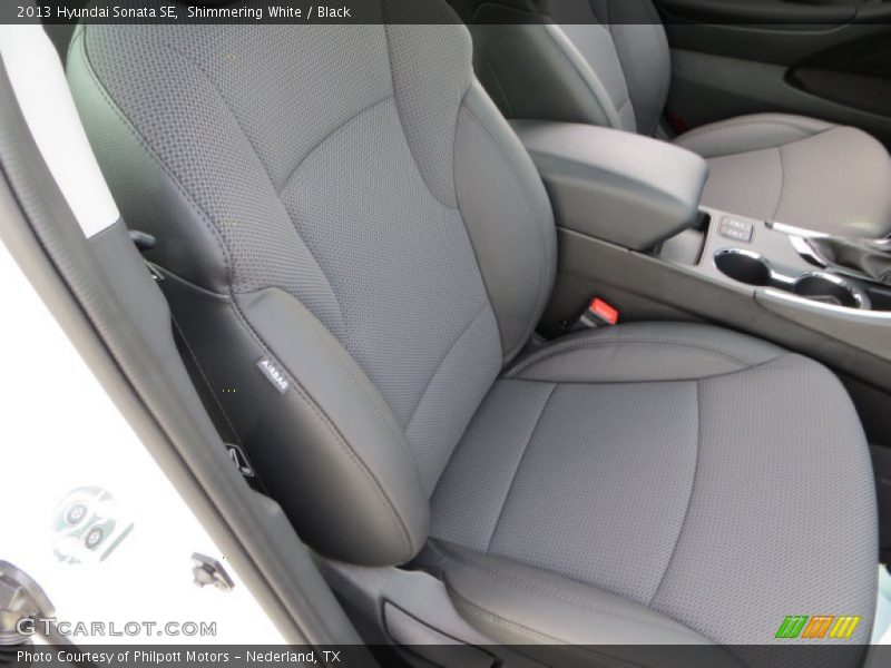 Shimmering White / Black 2013 Hyundai Sonata SE