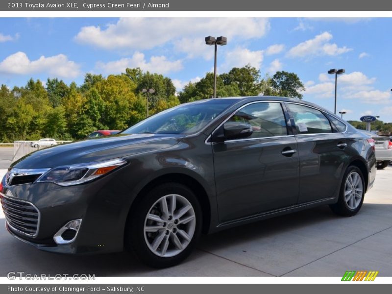 Cypress Green Pearl / Almond 2013 Toyota Avalon XLE