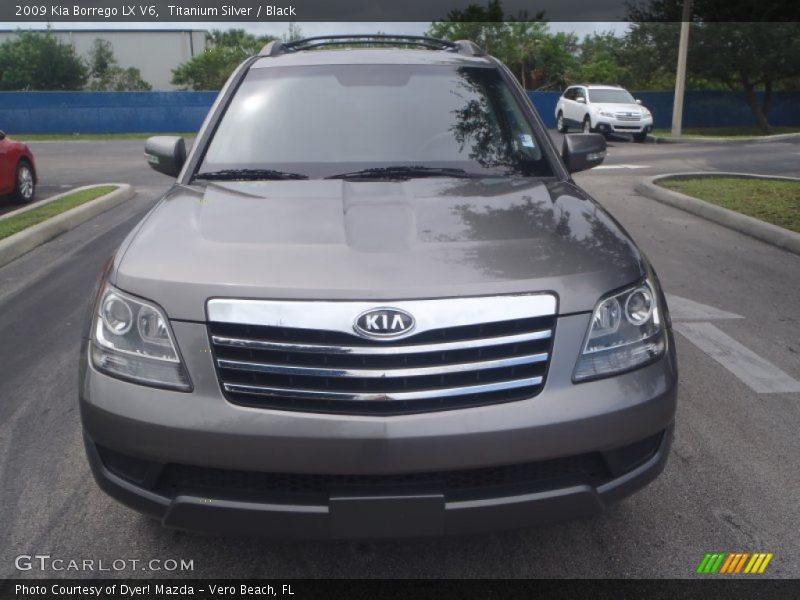 Titanium Silver / Black 2009 Kia Borrego LX V6