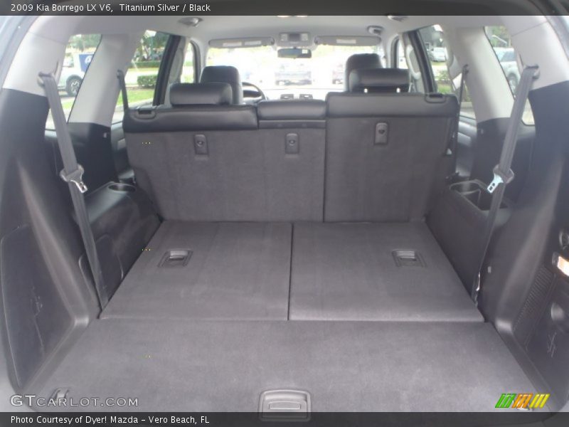 Titanium Silver / Black 2009 Kia Borrego LX V6