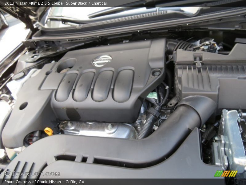 Super Black / Charcoal 2013 Nissan Altima 2.5 S Coupe