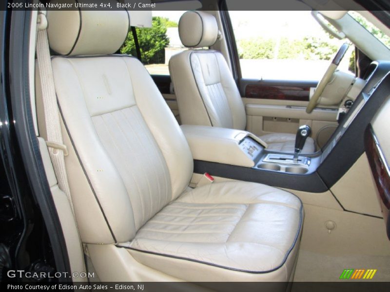 Black / Camel 2006 Lincoln Navigator Ultimate 4x4