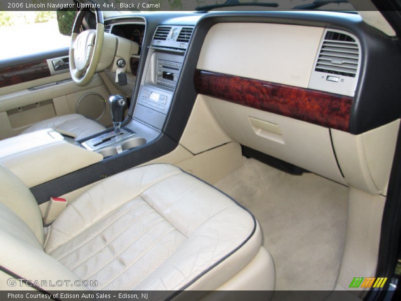 Black / Camel 2006 Lincoln Navigator Ultimate 4x4