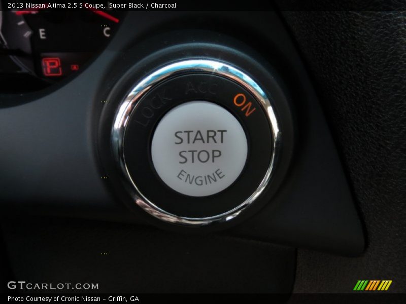 Super Black / Charcoal 2013 Nissan Altima 2.5 S Coupe