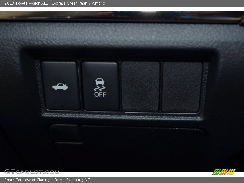 Cypress Green Pearl / Almond 2013 Toyota Avalon XLE