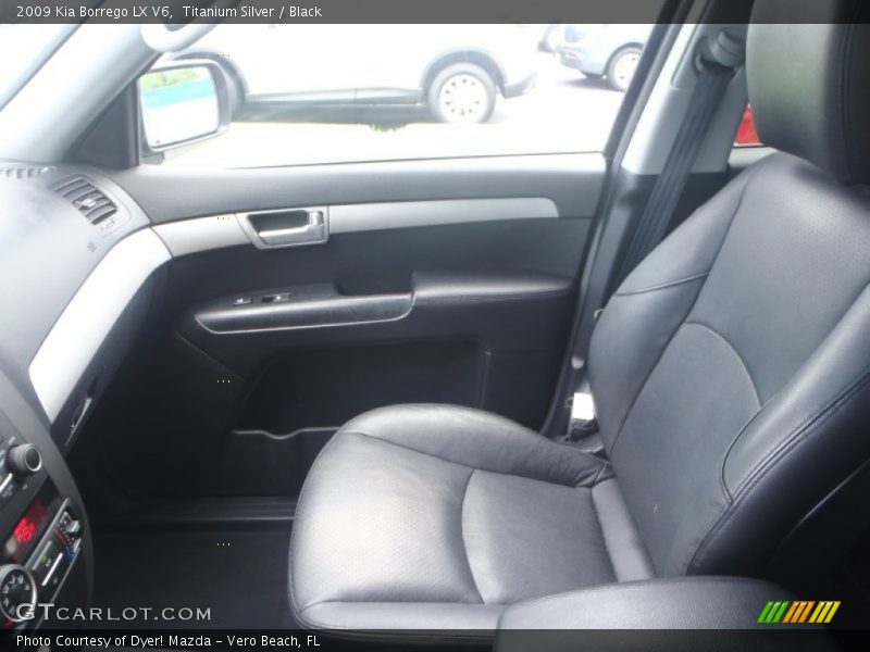 Titanium Silver / Black 2009 Kia Borrego LX V6