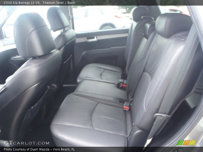 Titanium Silver / Black 2009 Kia Borrego LX V6