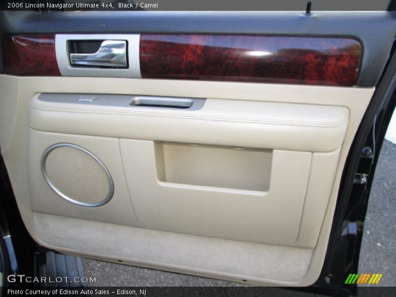 Black / Camel 2006 Lincoln Navigator Ultimate 4x4