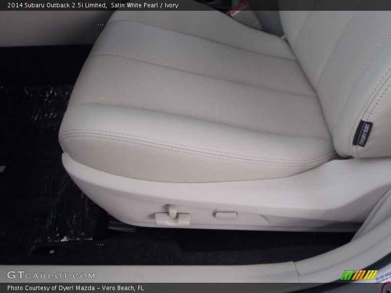 Satin White Pearl / Ivory 2014 Subaru Outback 2.5i Limited