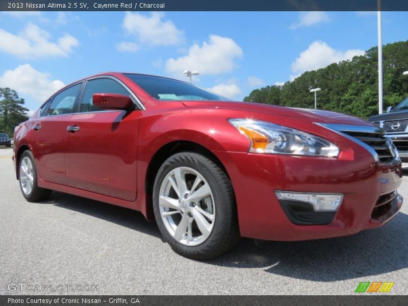 Cayenne Red / Charcoal 2013 Nissan Altima 2.5 SV