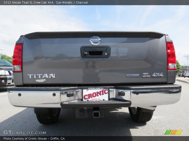 Gun Metallic / Charcoal 2013 Nissan Titan SL Crew Cab 4x4