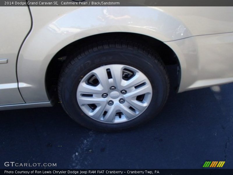 Cashmere Pearl / Black/Sandstorm 2014 Dodge Grand Caravan SE