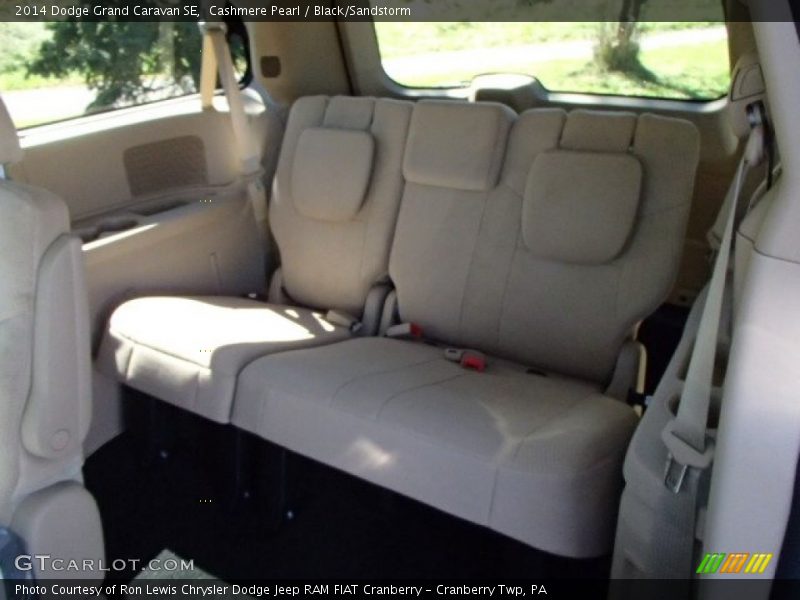 Cashmere Pearl / Black/Sandstorm 2014 Dodge Grand Caravan SE