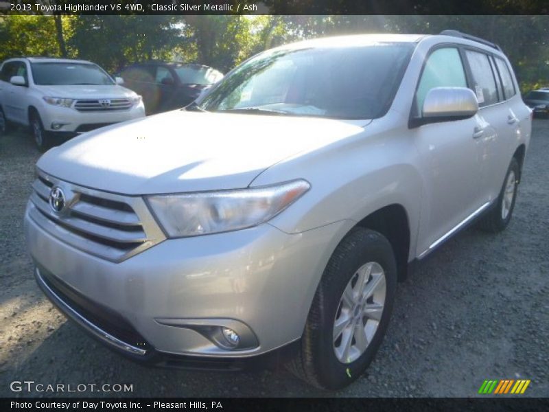 Classic Silver Metallic / Ash 2013 Toyota Highlander V6 4WD
