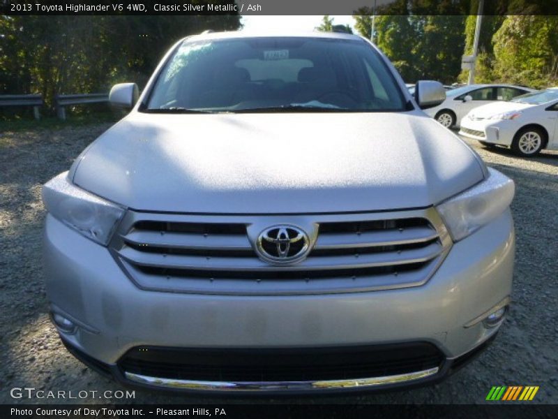 Classic Silver Metallic / Ash 2013 Toyota Highlander V6 4WD