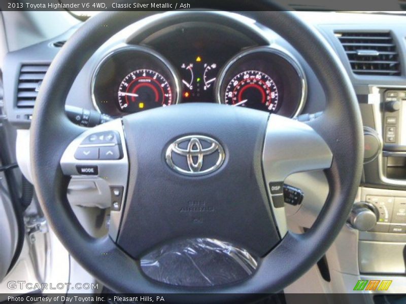 Classic Silver Metallic / Ash 2013 Toyota Highlander V6 4WD