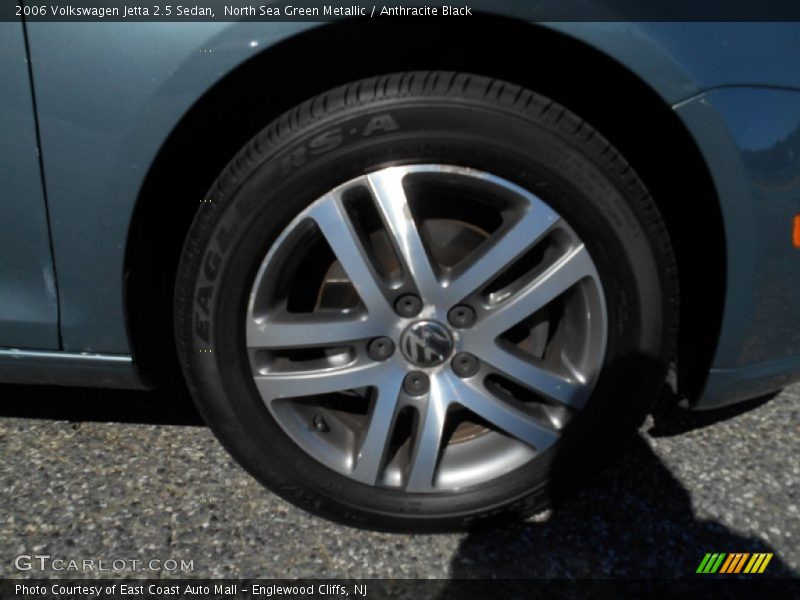 North Sea Green Metallic / Anthracite Black 2006 Volkswagen Jetta 2.5 Sedan