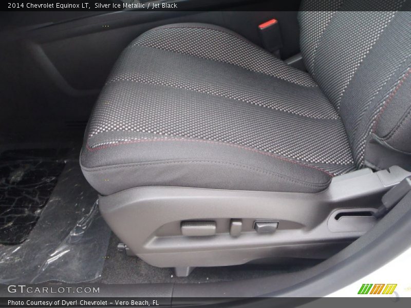 Silver Ice Metallic / Jet Black 2014 Chevrolet Equinox LT