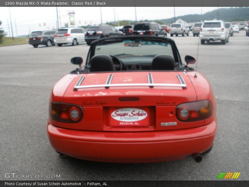 Classic Red / Black 1990 Mazda MX-5 Miata Roadster