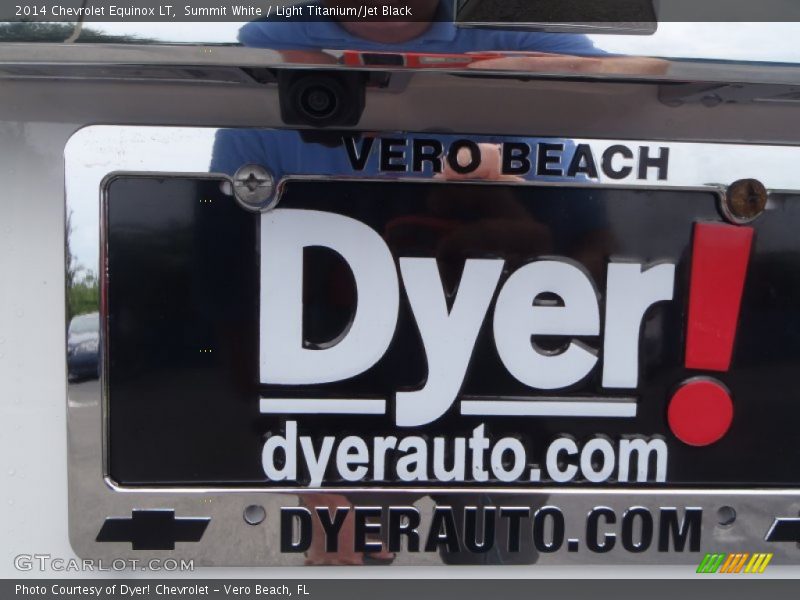 Summit White / Light Titanium/Jet Black 2014 Chevrolet Equinox LT