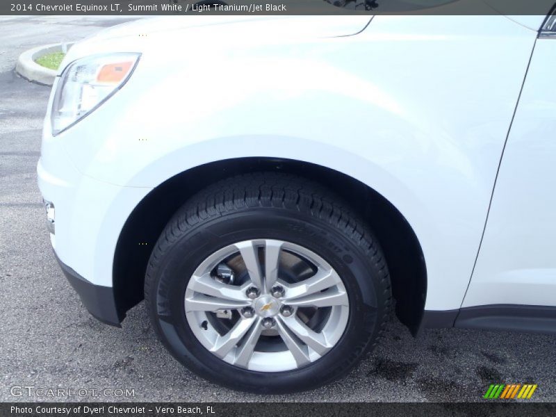 Summit White / Light Titanium/Jet Black 2014 Chevrolet Equinox LT