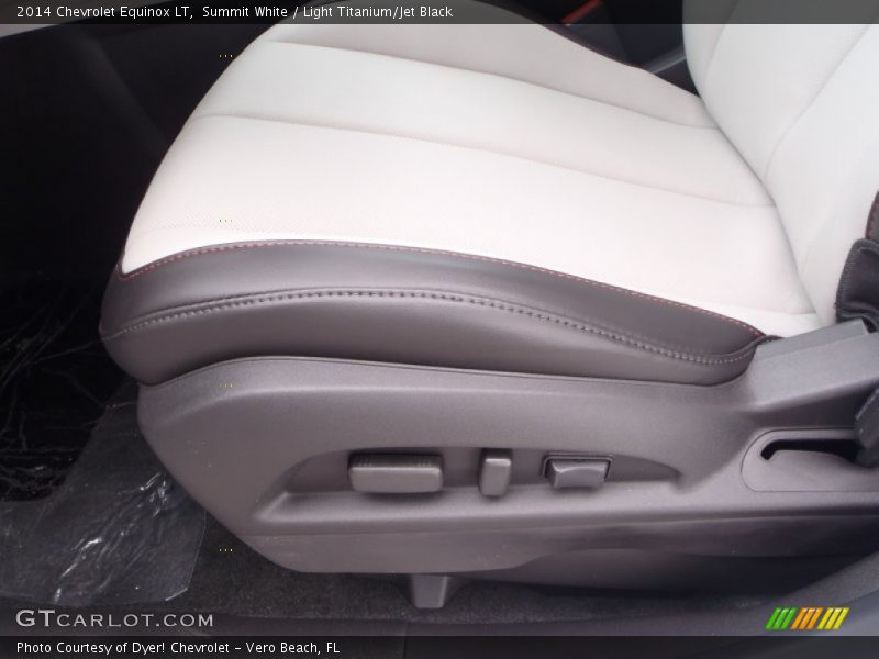 Summit White / Light Titanium/Jet Black 2014 Chevrolet Equinox LT