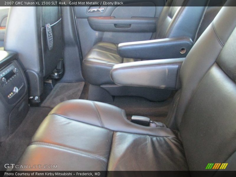 Gold Mist Metallic / Ebony Black 2007 GMC Yukon XL 1500 SLT 4x4