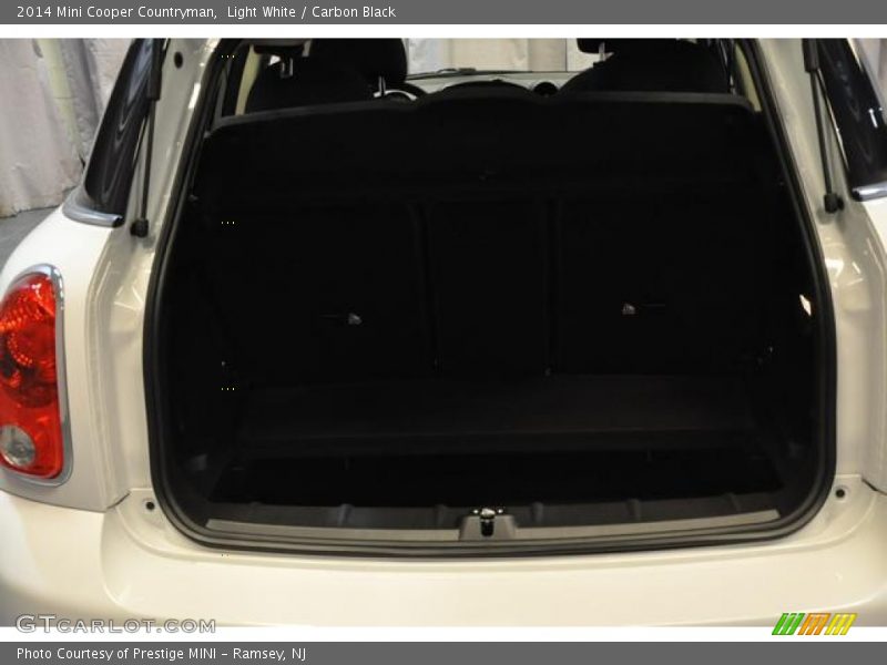 Light White / Carbon Black 2014 Mini Cooper Countryman