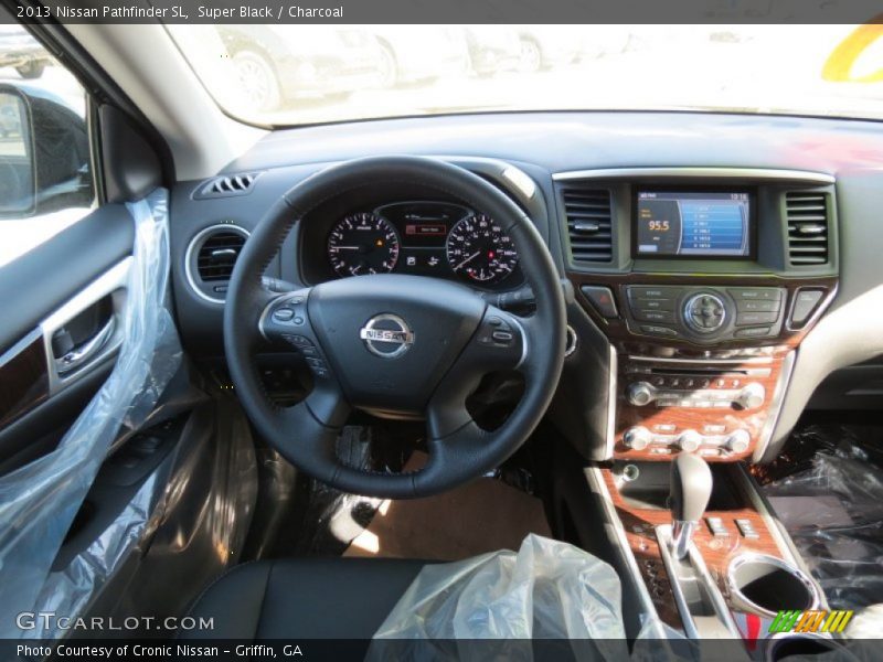 Super Black / Charcoal 2013 Nissan Pathfinder SL