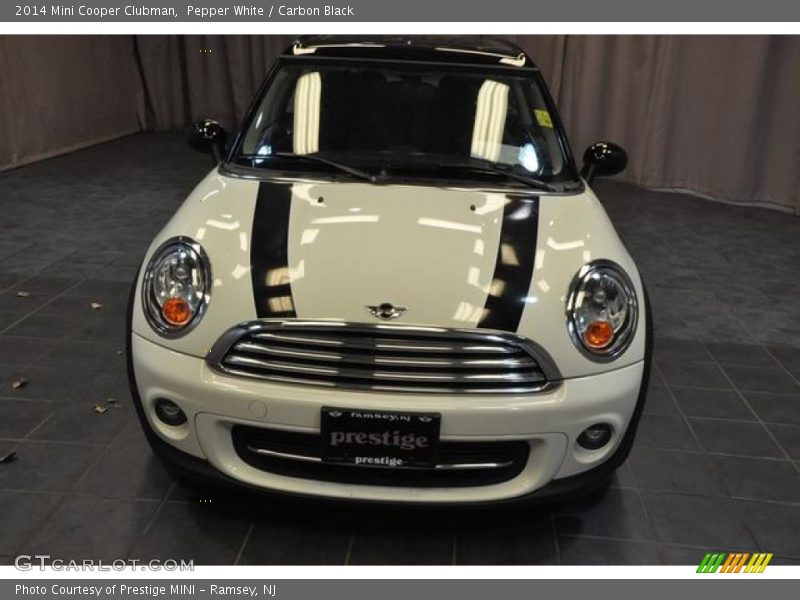 Pepper White / Carbon Black 2014 Mini Cooper Clubman