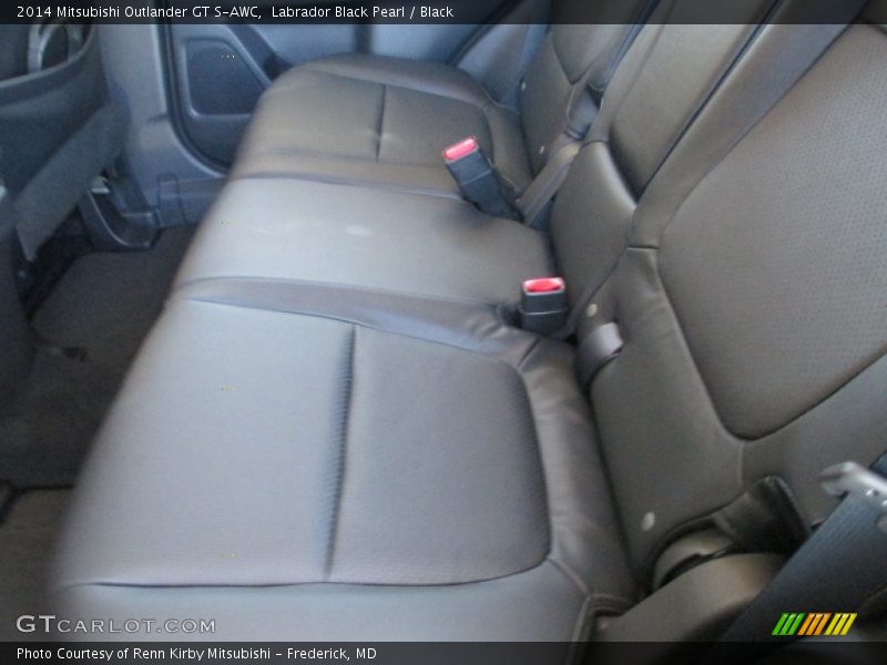 Labrador Black Pearl / Black 2014 Mitsubishi Outlander GT S-AWC