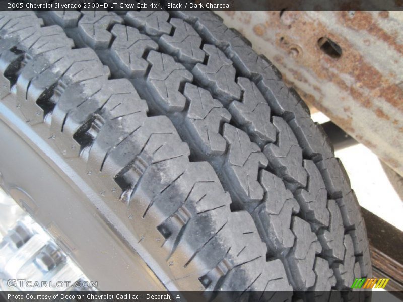 Black / Dark Charcoal 2005 Chevrolet Silverado 2500HD LT Crew Cab 4x4