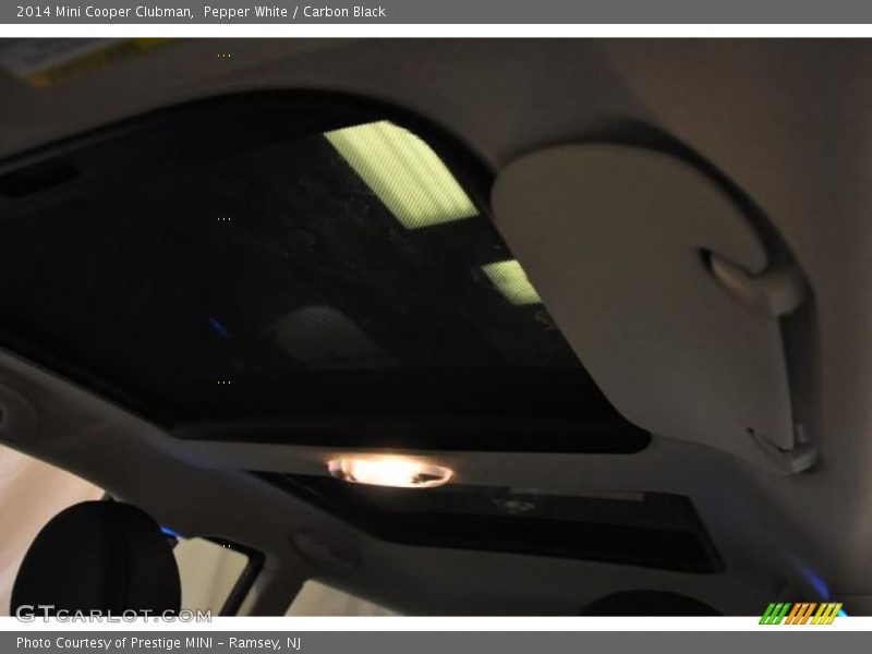 Pepper White / Carbon Black 2014 Mini Cooper Clubman